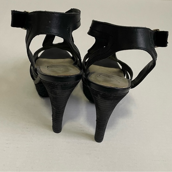 Fergie Platform High Heels - Picture 3 of 9